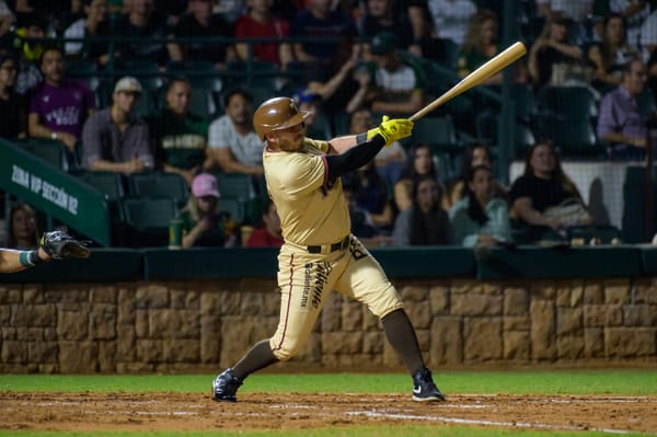 TUCSON FALLS TO LOS MOCHIS BY A SINGLE SCORE