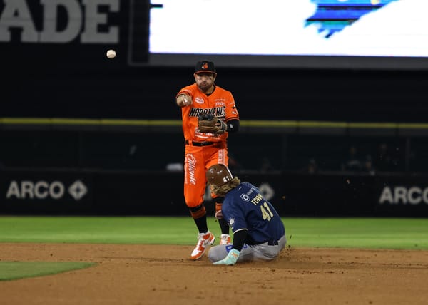 IN A BACK-AND-FORTH GAME, HERMOSILLO SECURES THE SERIES AGAINST TUCSON